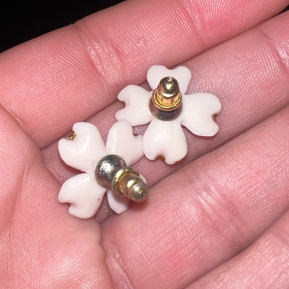 VINTAGE Flowering Dogwood Porcelain Earrings - Picture 2 of 3